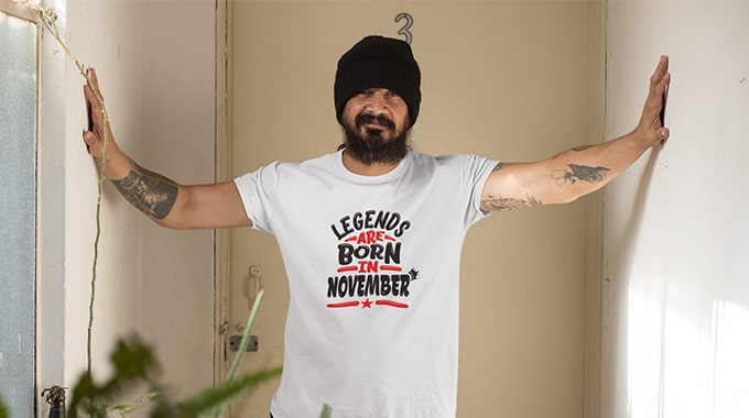 Legends Are Born In November - T Shirt 